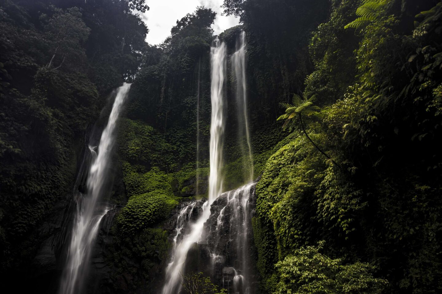 Waterfall - Calm to fight the anger